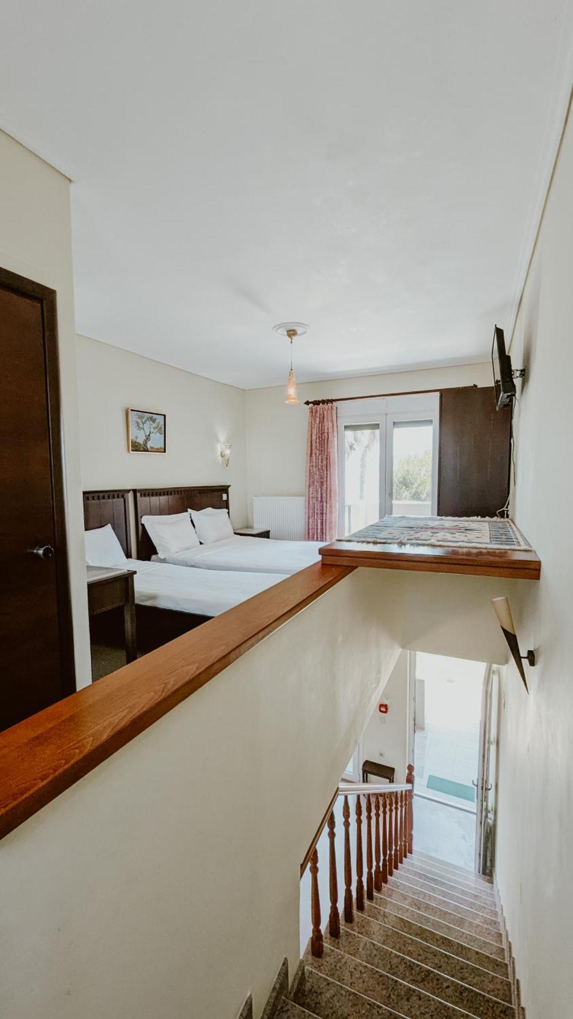 Ariadnes Holiday Accommodation Apidias Lakos Bagian luar foto