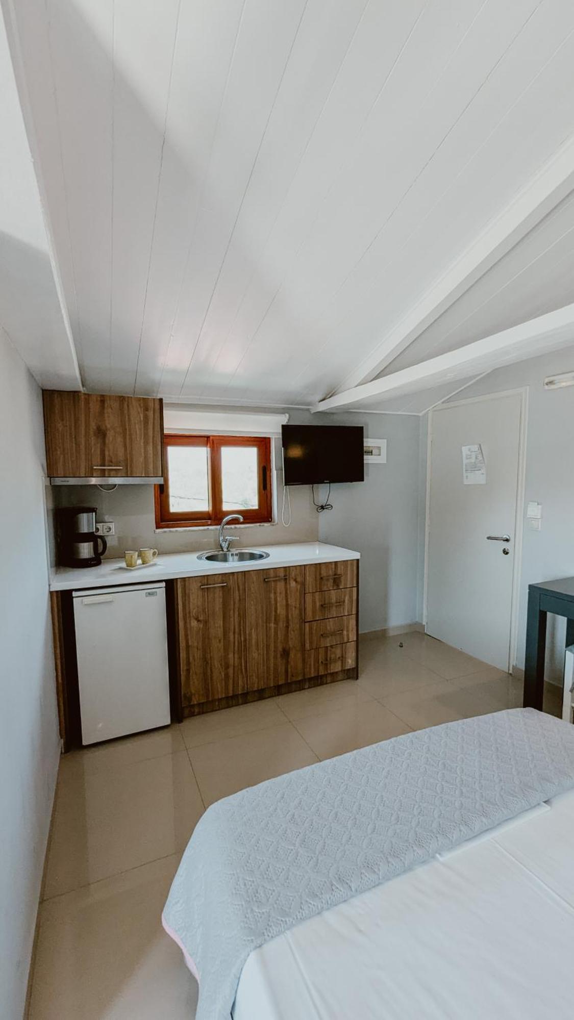 Ariadnes Holiday Accommodation Apidias Lakos Bagian luar foto