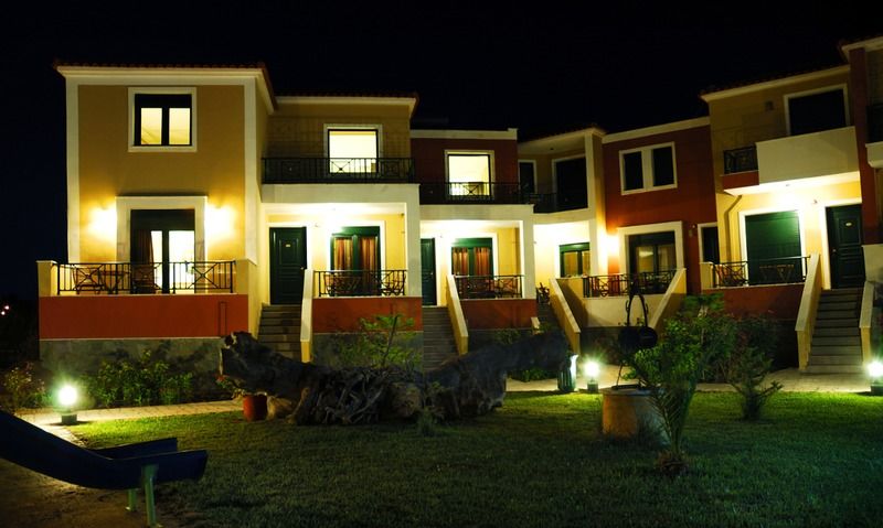 Ariadnes Holiday Accommodation Apidias Lakos Bagian luar foto