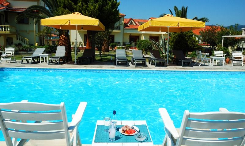Ariadnes Holiday Accommodation Apidias Lakos Bagian luar foto